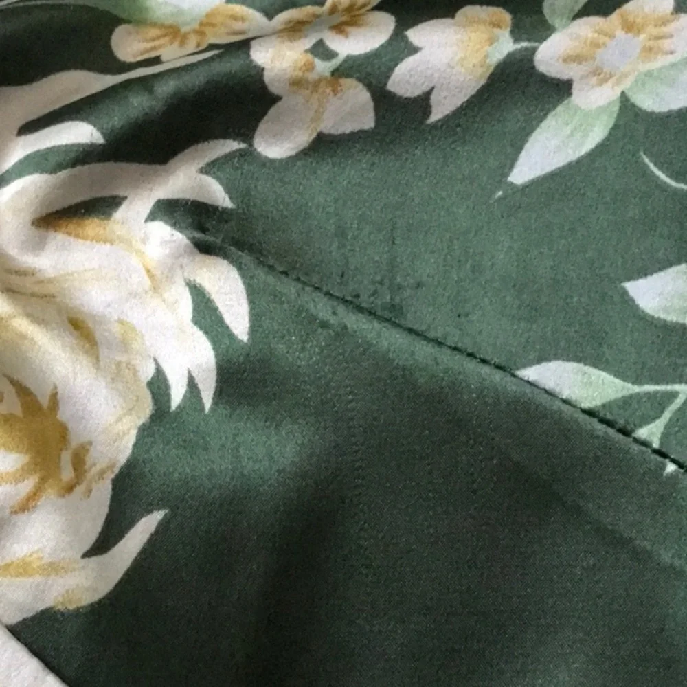 Floral Silk Surplus Blouse - Picture 8 of 9